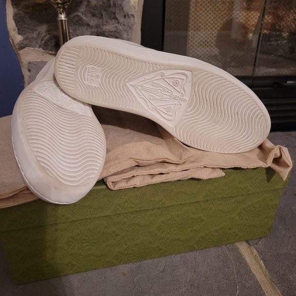 Authentic leather Gucci shoes - Picture 8 of 14